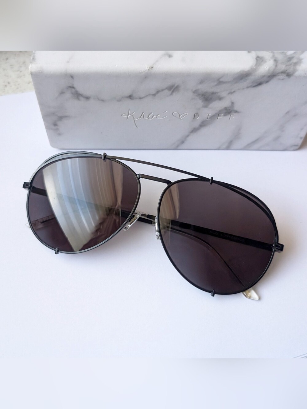 Khloe Kardashian x DIFF Koko sunglasses Aviator Matte Black Blue Gradient - Picture 2 of 5